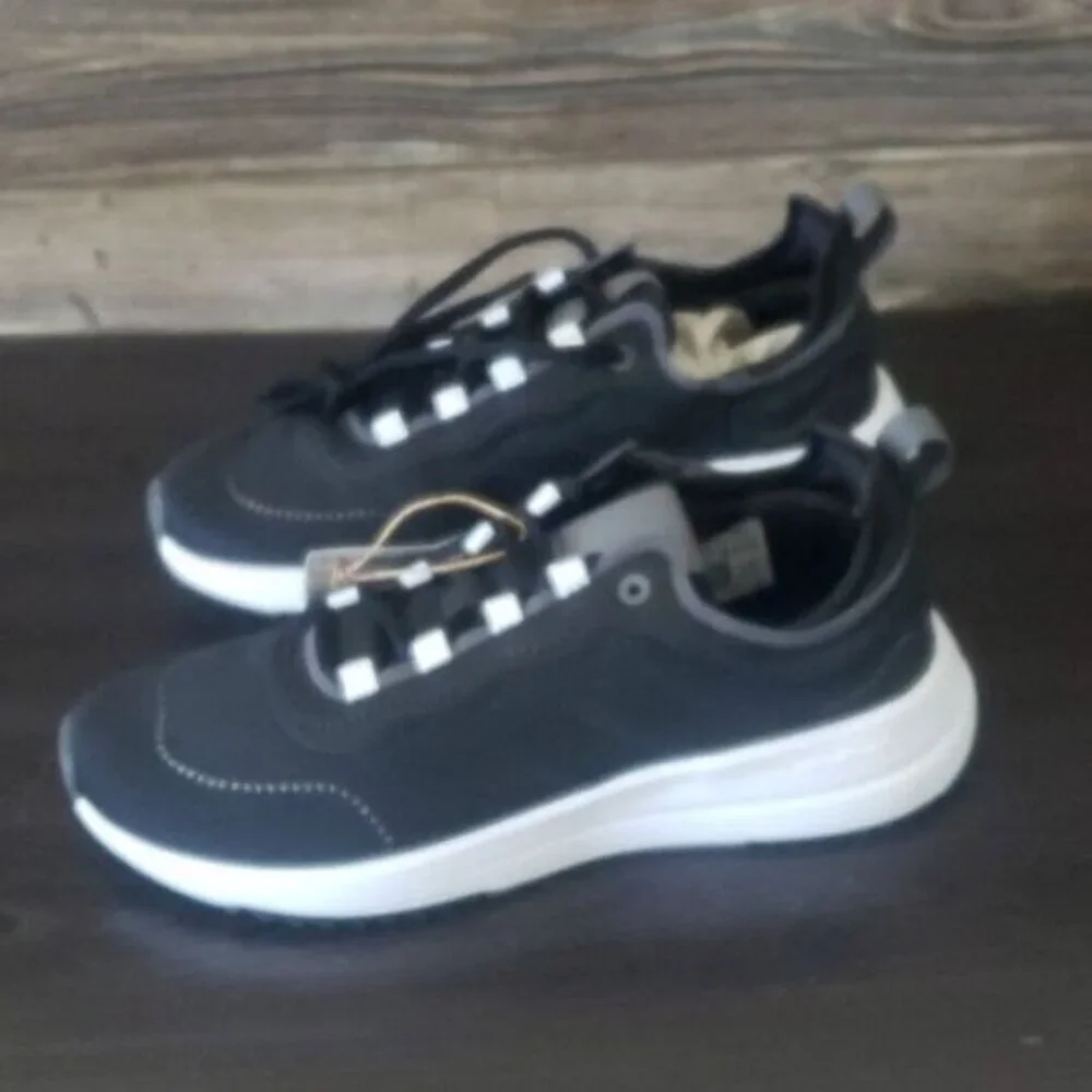 New Adidas Fukasa Run Black White Running Sneakers‎ Gym Workout Athleisure Shoes